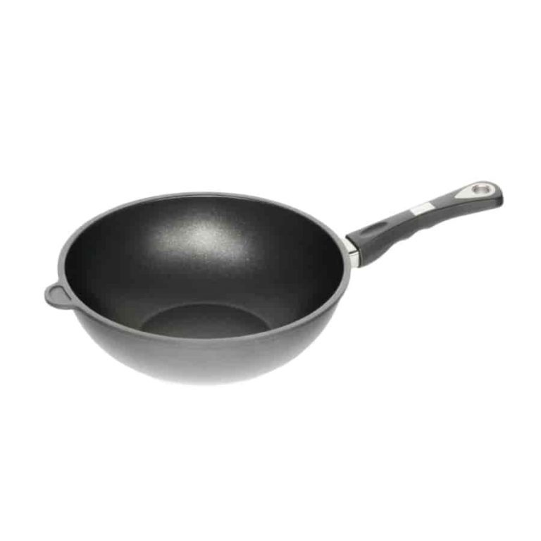 A wok serpenyő nem csupán kínai ételekhez jó